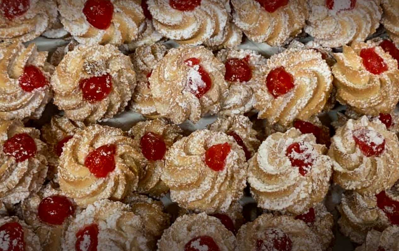 Pastine di mandorla con canditi - immagine 2